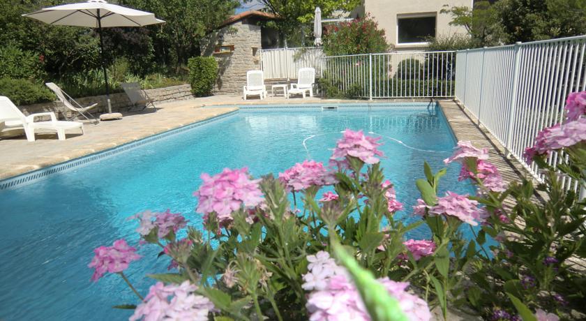 Вилла Villa "Le Clos du Caillou"