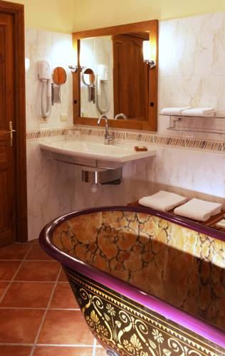 Отель Domaine Saint Roch