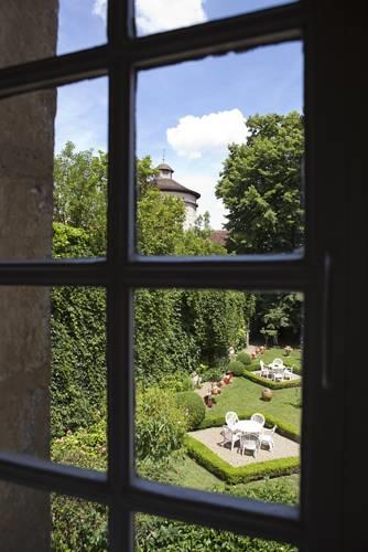 Отель Logis Grand Hotel Montespan-Talleyrand
