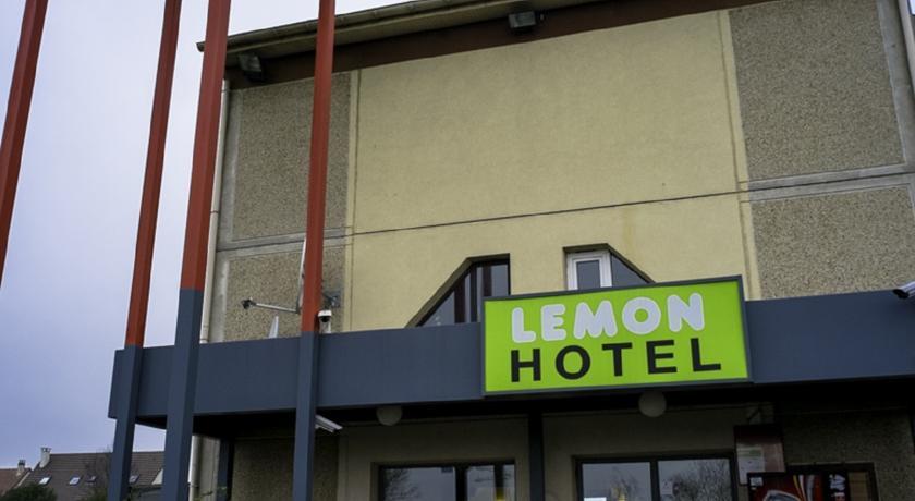 Отель Lemon Hotel - Yvelines Chanteloup Les Vignes