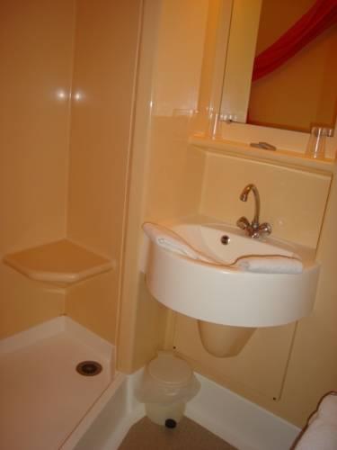 Отель Auberge De Lamagistere