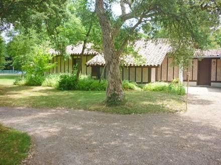 Апартаменты Holiday Home Route De Saubion Tosse
