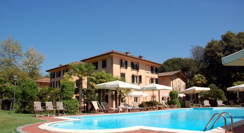 Отель Hotel Cavalieri Del Mare