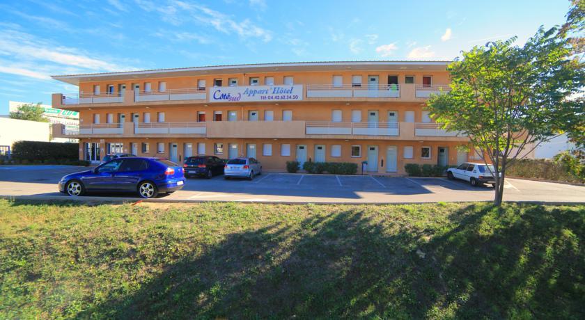 Отель Hôtel Côté Sud La Bouilladisse
