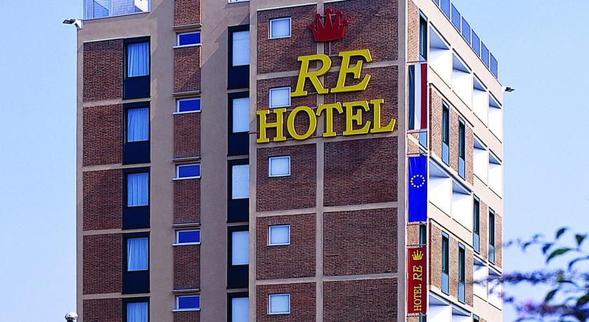 Отель Hotel Re