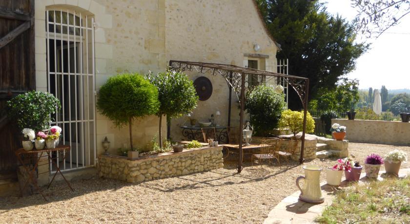 Апартаменты Le Lavoir Du Coteau