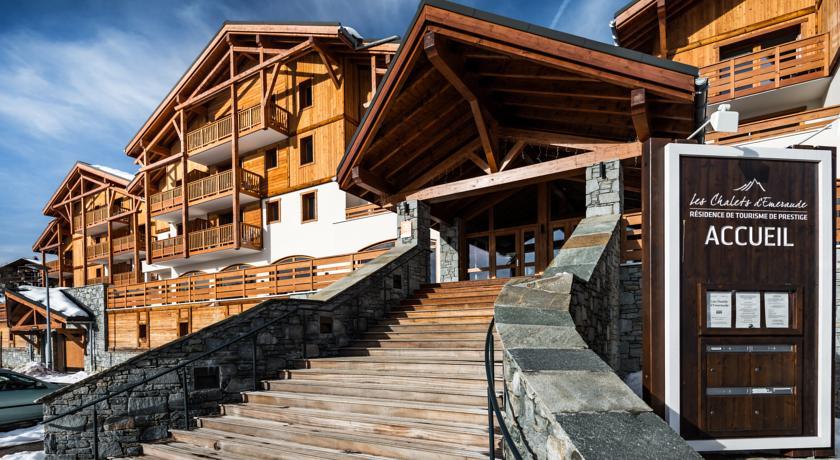Апартаменты Lagrange Prestige Les Chalets d'Emeraude