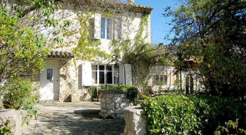 Апартаменты Holiday Home Les Plantiers Cavaillon