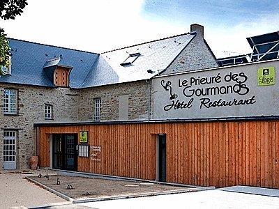 Отель Logis Hotel Le Prieure Des Gourmands