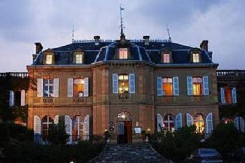Отель Chateau De Larroque