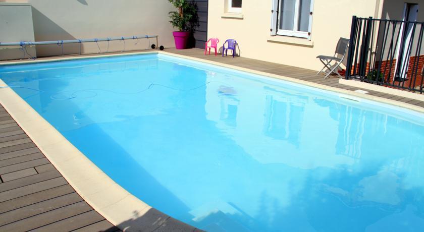 Отель Logis Hotel Restaurant Le Grand Turc