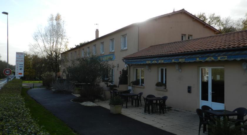 Отель Hôtel Le Lac