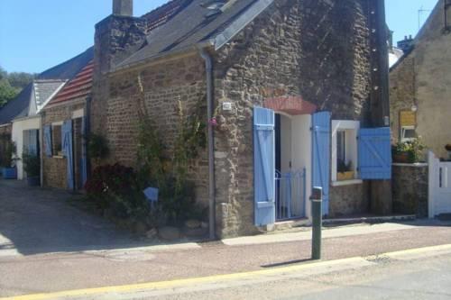 Апартаменты Holiday Home Maison Rose Surtainville
