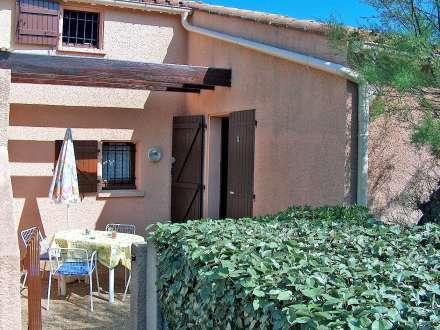 Апартаменты Holiday Home Maisons du Soleil II Port-Leucate