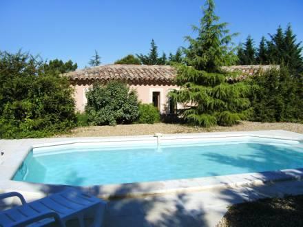 Отель Holiday Home Petit Maze Roussillon