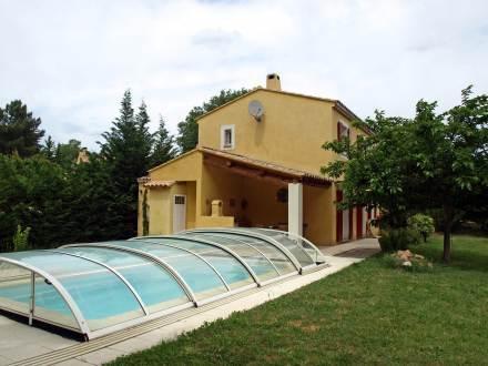 Апартаменты Holiday Home Mas De L'oulivier Roussillon