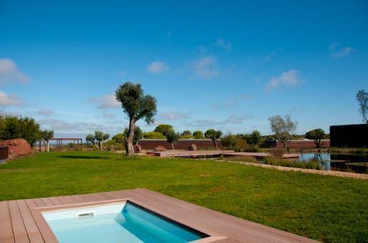 Отель Eco Suites Resort