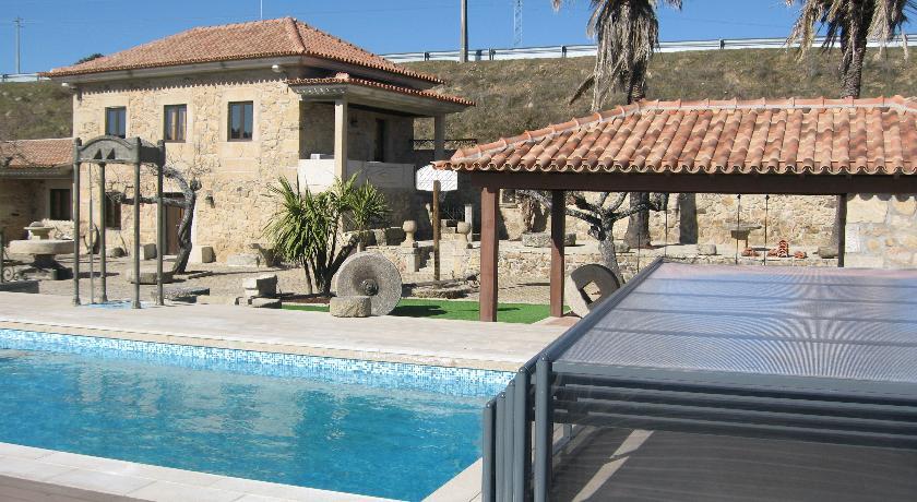 Отель Quinta das Pias