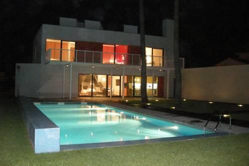 Вилла Villa Mimosas Charneca Da Caparica