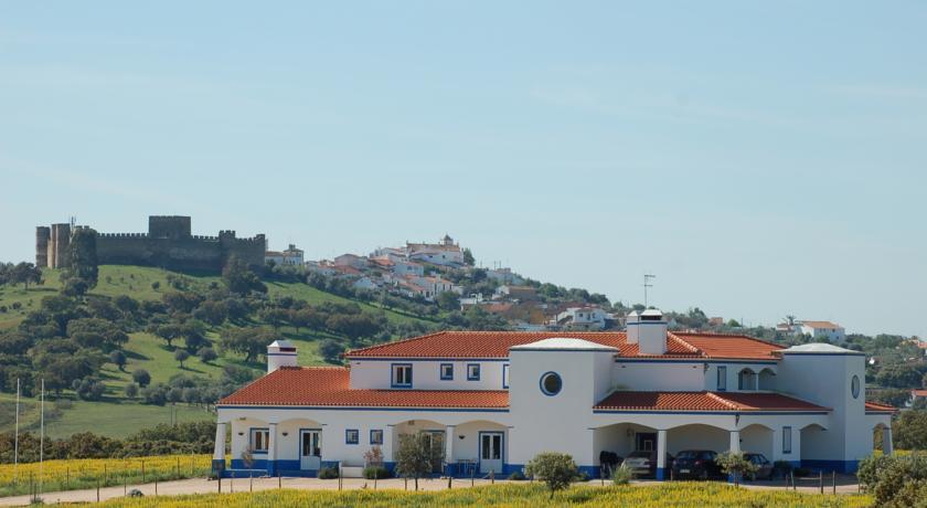 Отель Herdade Dos Barros