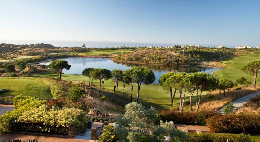 Отель Monte Rei Golf & Country Club