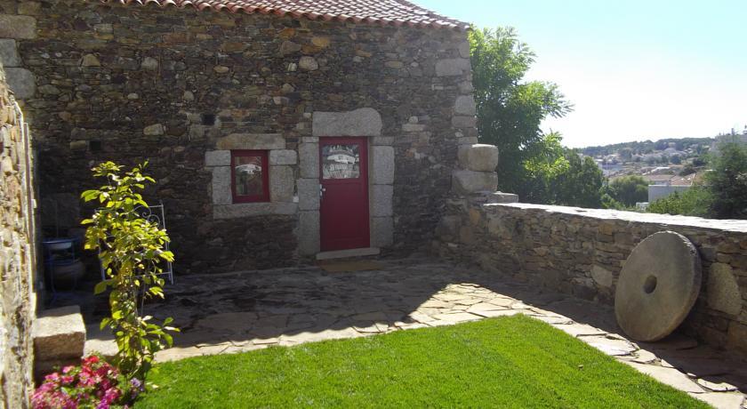 Гостевой дом Palheiros do Castelo