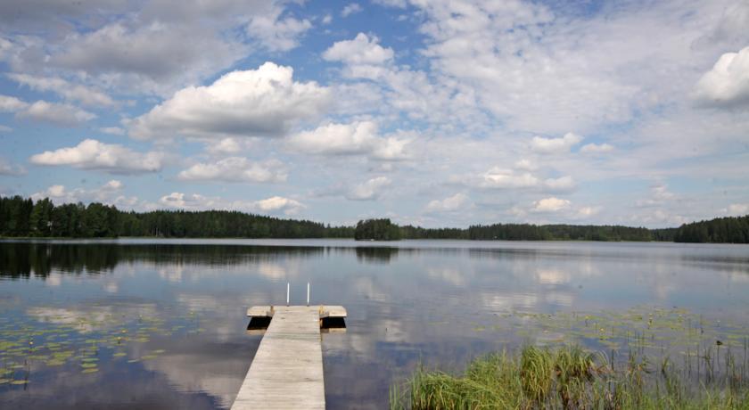 Отель Mäkelän Lomatuvat Bed and Breakfast