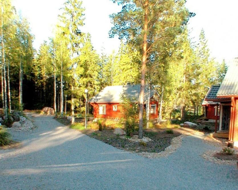 Отель Holiday Club Rönnäs Villas