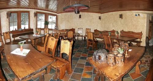 Отель Hotel Troyer