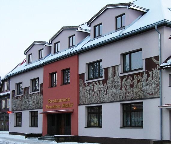 Гостевой дом Penzion a restaurace Sklář