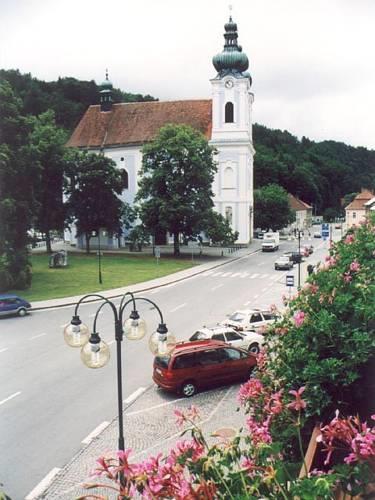 Отель Hotel Stara Skola