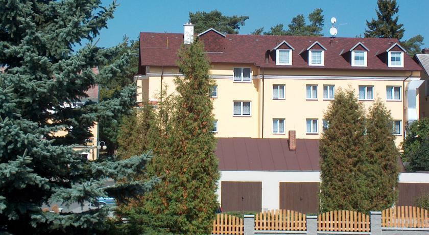Отель Hotel Jitřenka