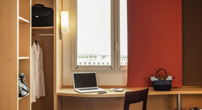 Отель Ibis Montargis