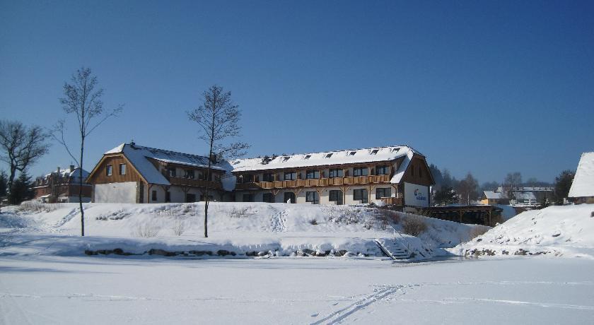 Отель Garni & Apartman hotel Albatros