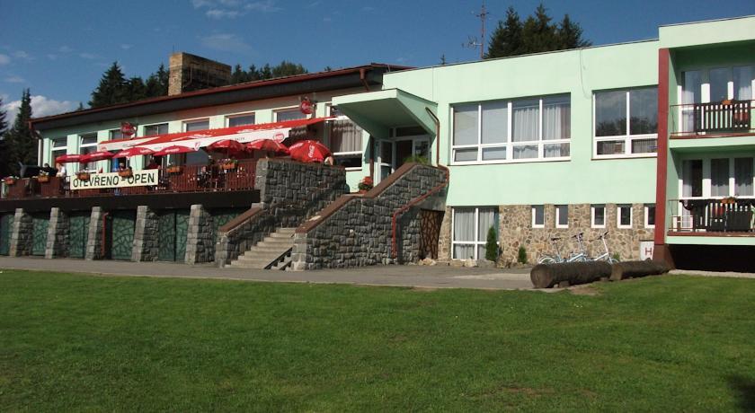 Отель Hotel Racek