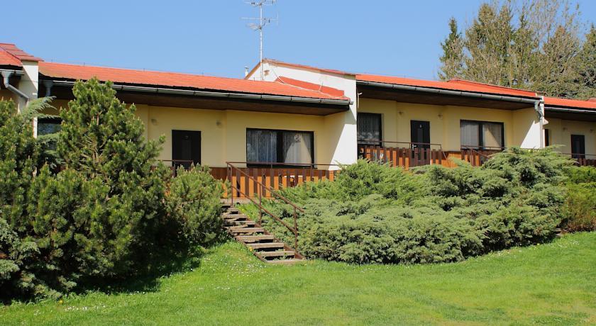Отель Bungalovy a ubytování Ratibořice- Zlíč
