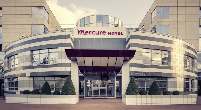 Отель Mercure Paris Massy Gare TGV