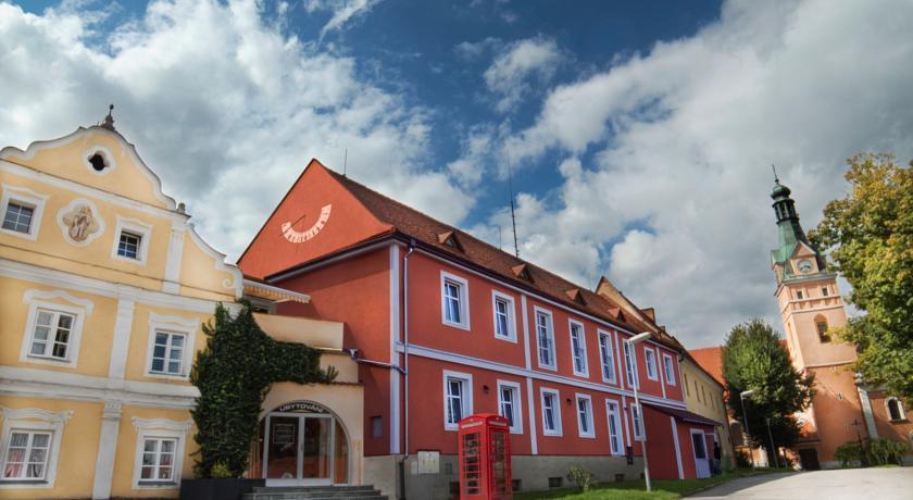 Отель Hotel Pod Stráží