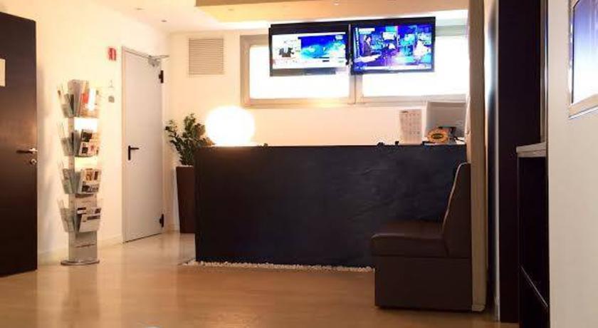 Отель Postumia Hotel Design