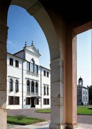 Отель Villa Giustinian