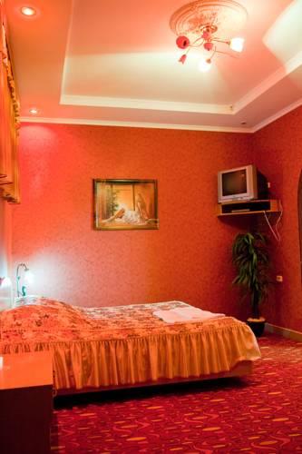 Гостиница Hotel Gnizdechko Lastivky