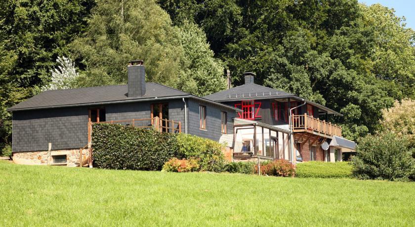 Отель Holiday Home Premassin Basse Bodeux