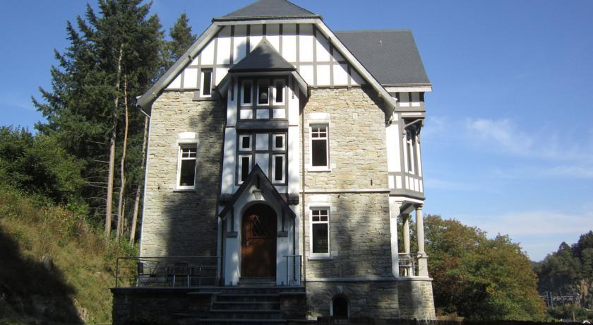 Вилла Villa Hezdeseverin Troisponts