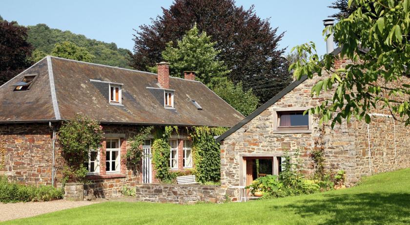 Апартаменты Holiday Home L Orangerie Marcourt