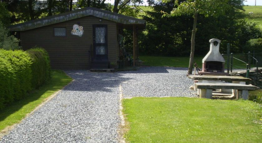Отель Holiday Home Le Refuge Gouvy