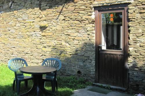 Отель Holiday Home La Maisonnette Stoumont