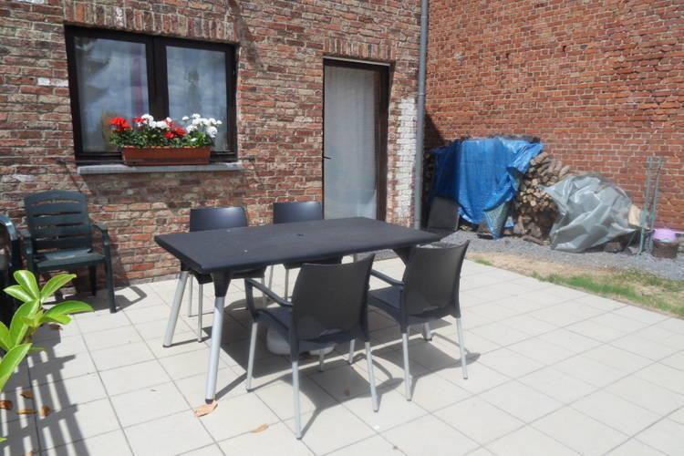 Отель Holiday Home Au Bord De Lesse Iii Lessive I