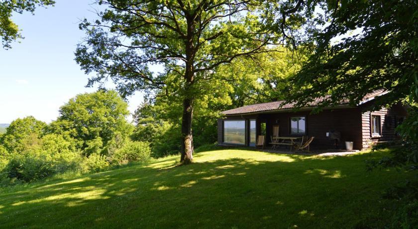 Апартаменты Holiday Home Cabane Panoramique Humain