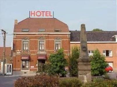 Отель Hotel Restaurant Les Auges