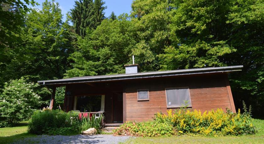 Отель Holiday Home La Buresse Bouillonnoirefontaine